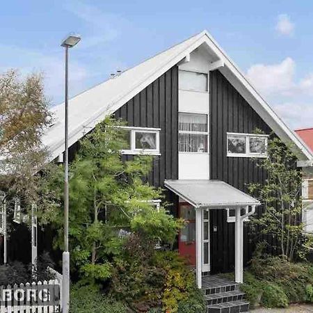 Great 8 Person House Reykjavik Free Use Of Car! Reiquiavique Exterior foto
